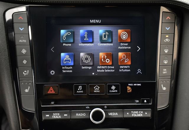 Used 2023 INFINITI QX55 Luxe w/ Cargo Package image 17