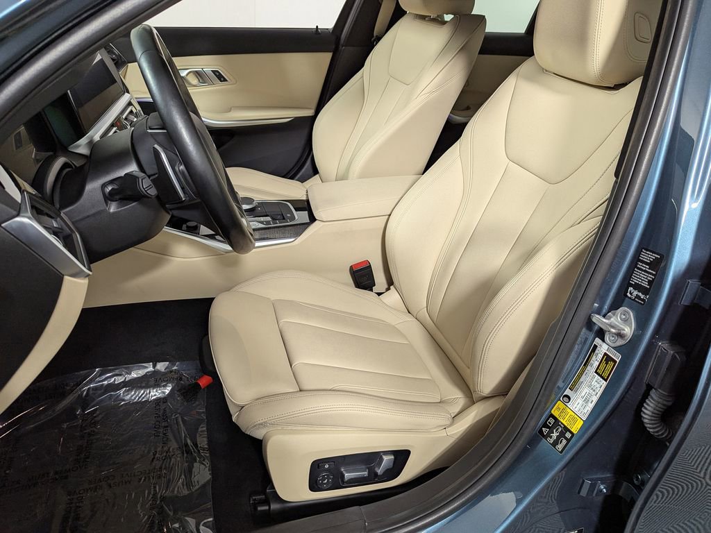 Used 2021 BMW 330i xDrive Sedan w/ Convenience Package image 20