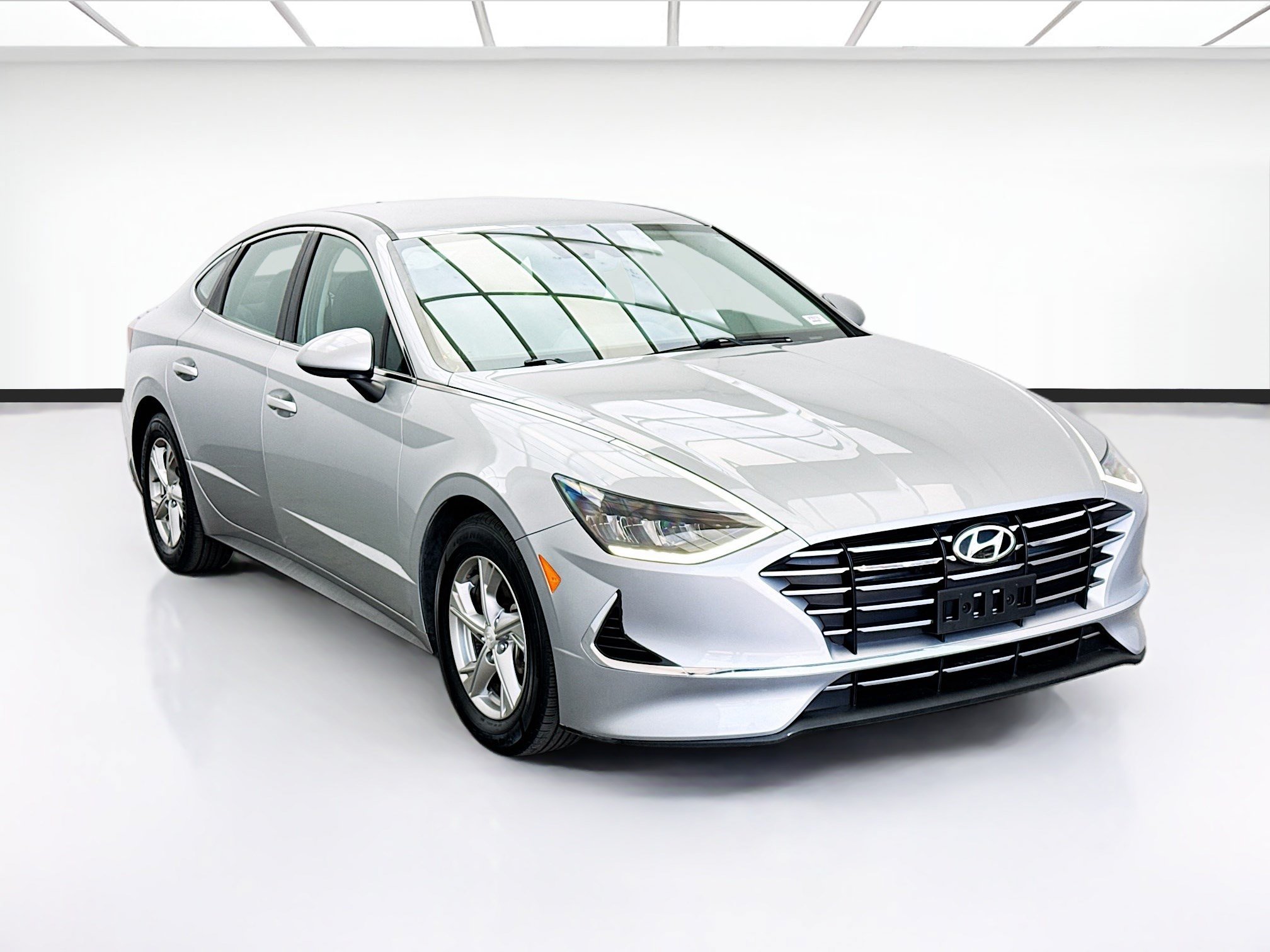 Used 2021 Hyundai Sonata SE FWD image 3