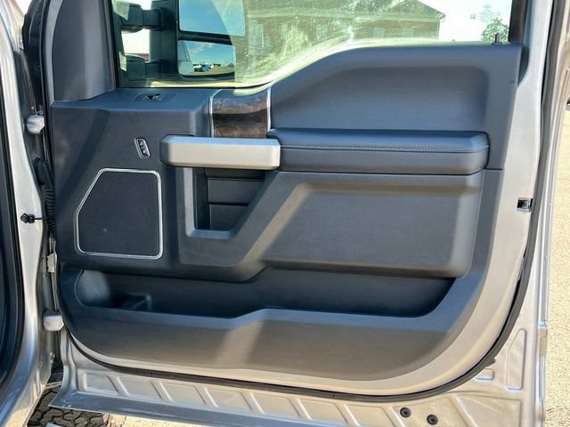 Used 2022 Ford F250 Lariat w/ Lariat Ultimate Package image 23