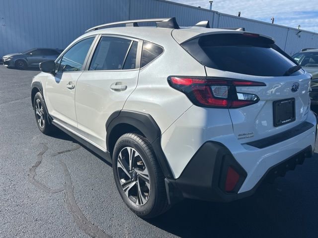 Used 2025 Subaru Crosstrek 2.0i Premium image 7
