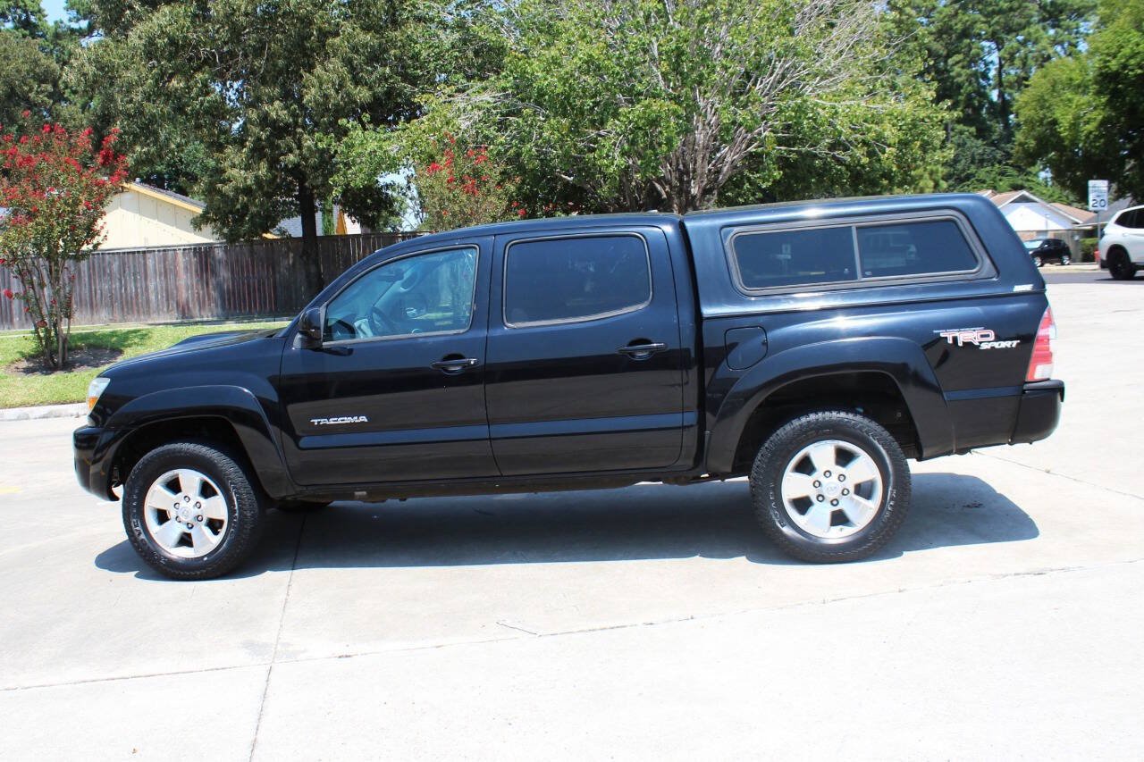 Used 2011 Toyota Tacoma PreRunner w/ TRD Sport Pkg RWD image 3