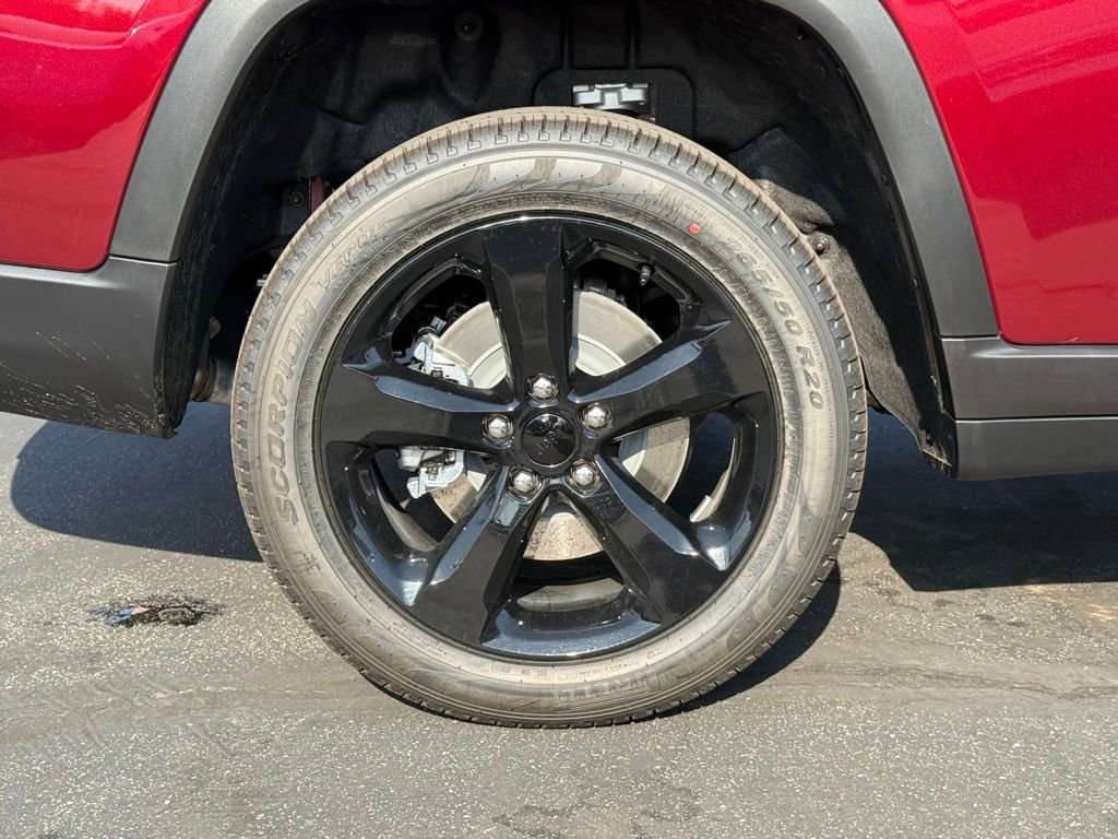 New 2025 Jeep Grand Cherokee L Limited w/ Black Appearance Package image 10