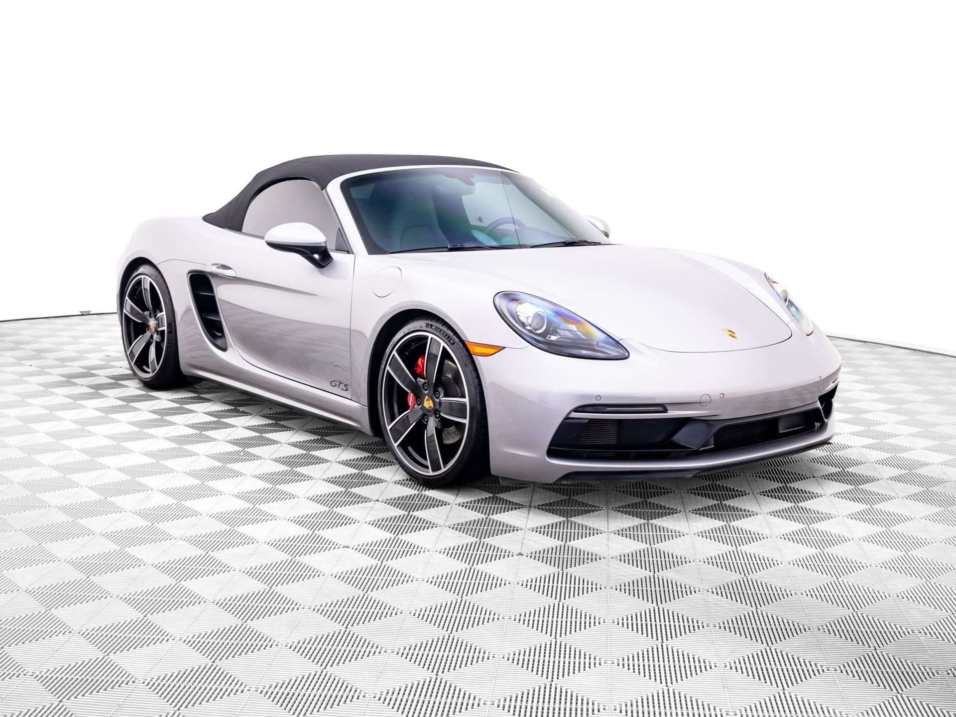 Used 2019 Porsche 718 Boxster GTS RWD image 6