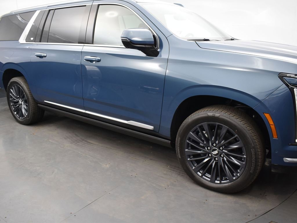 Certified 2026 Cadillac Escalade ESV Luxury w/ Touring Package image 39