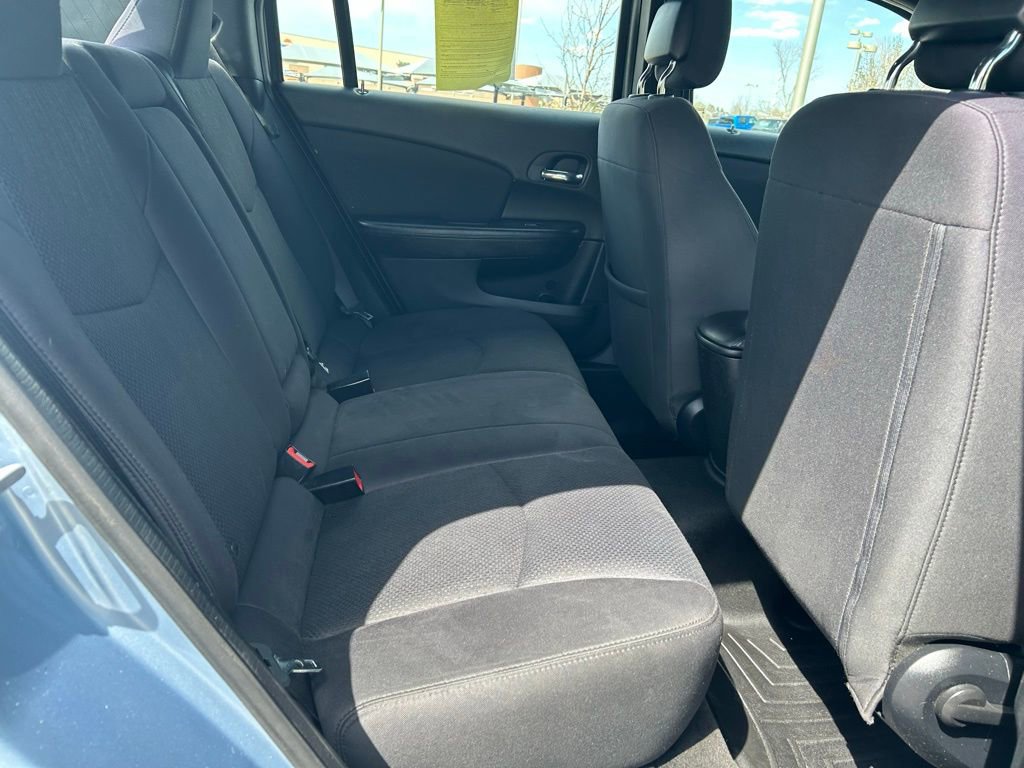 Used 2012 Chrysler 200 Touring w/ Sun/Sound Group image 27