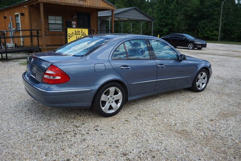 Used 2004 Mercedes-Benz E 500 4MATIC Sedan image 15
