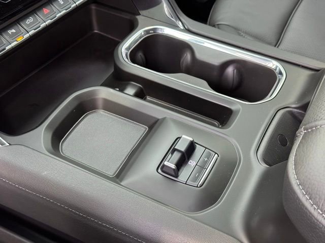 Used 2025 GMC Sierra 3500 Denali w/ Denali Reserve Package image 40