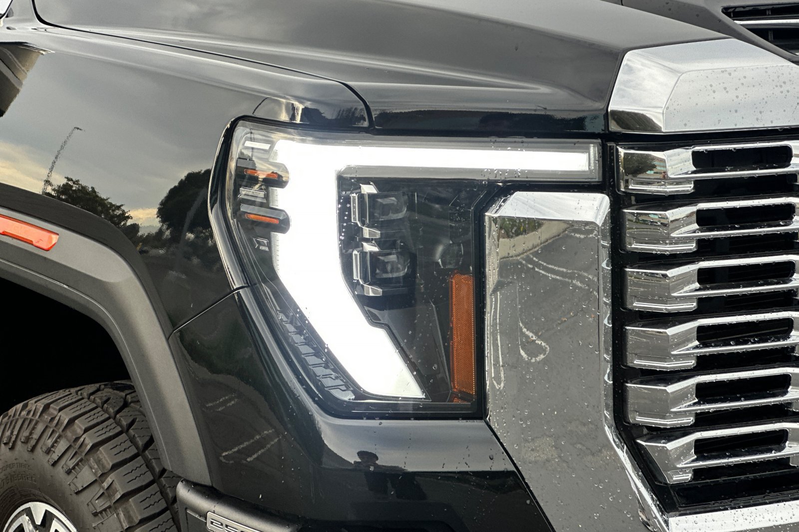 Used 2024 GMC Sierra 2500 Denali w/ Denali Reserve Package AWD/4WD image 45