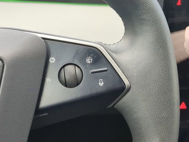 Used 2024 Tesla Cybertruck AWD Crew Cab image 26