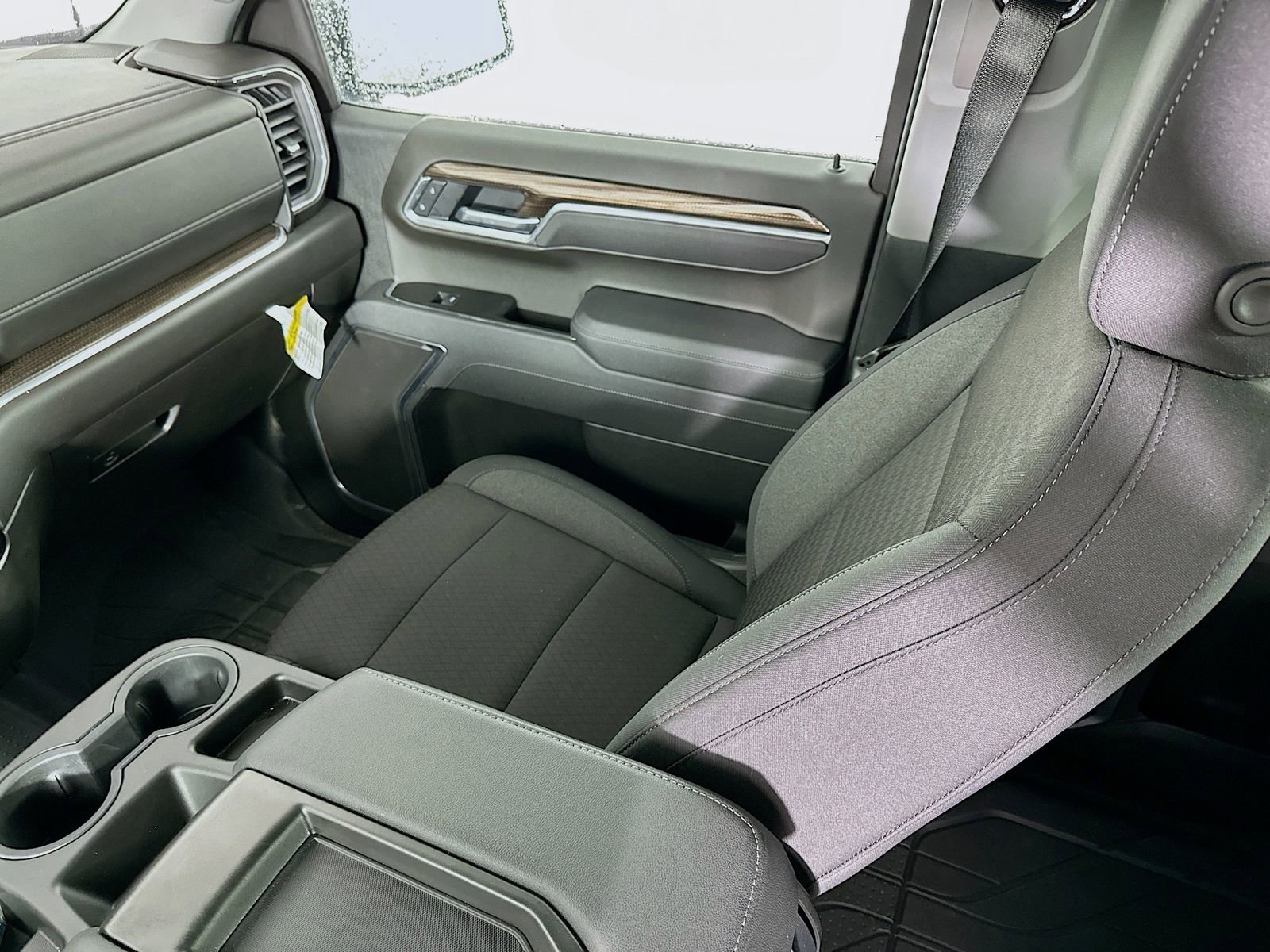 New 2025 Chevrolet Silverado 1500 LT w/ Safety Package image 24