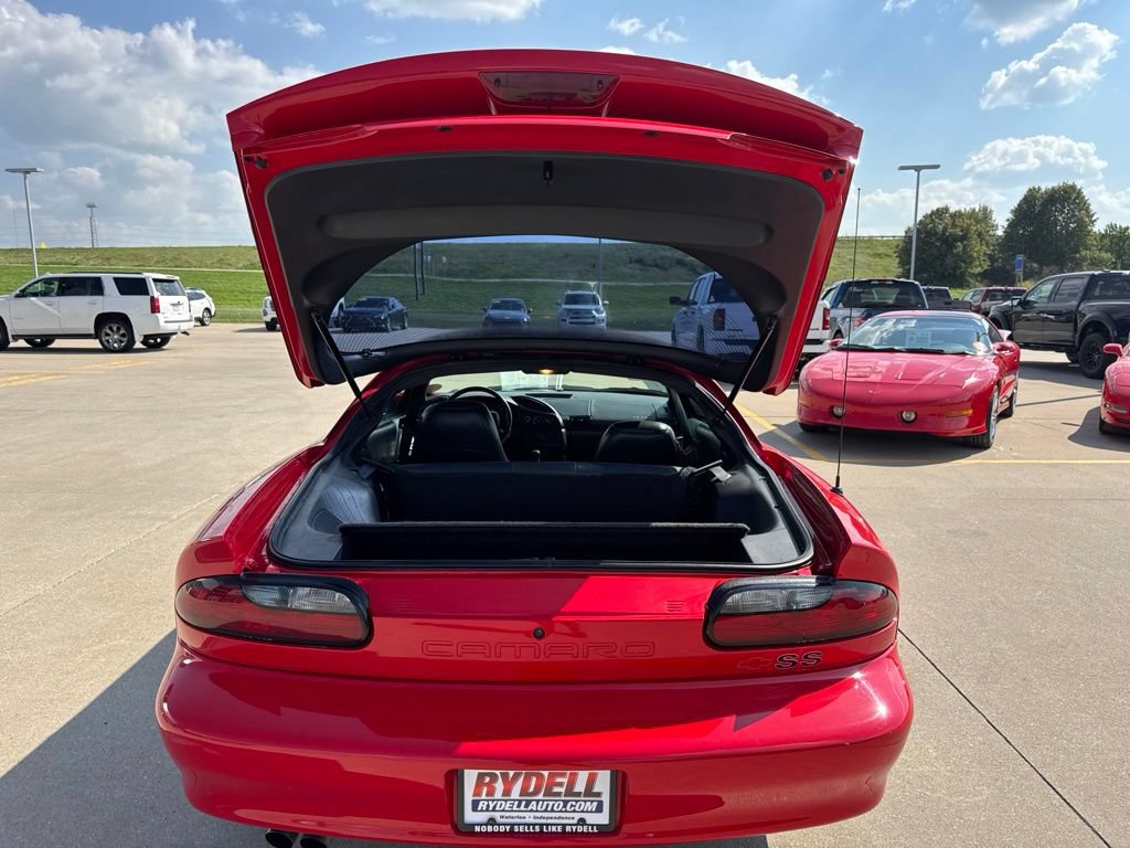 Used 1996 Chevrolet Camaro Z28 RWD image 30