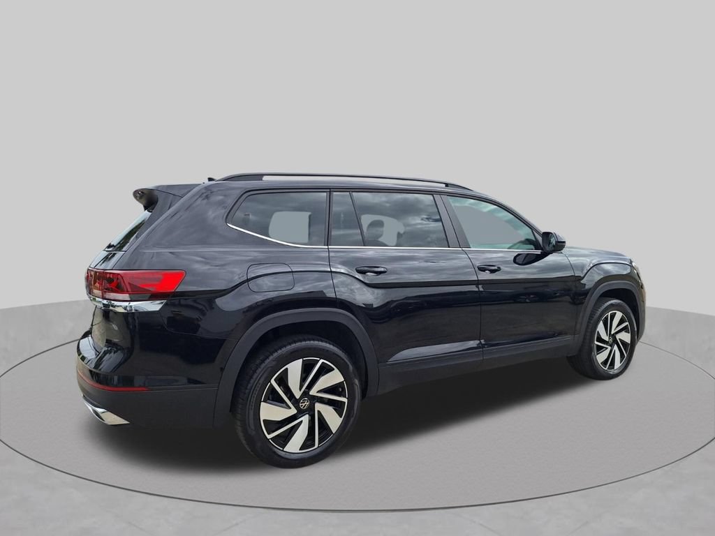 Used 2025 Volkswagen Atlas SE FWD image 3