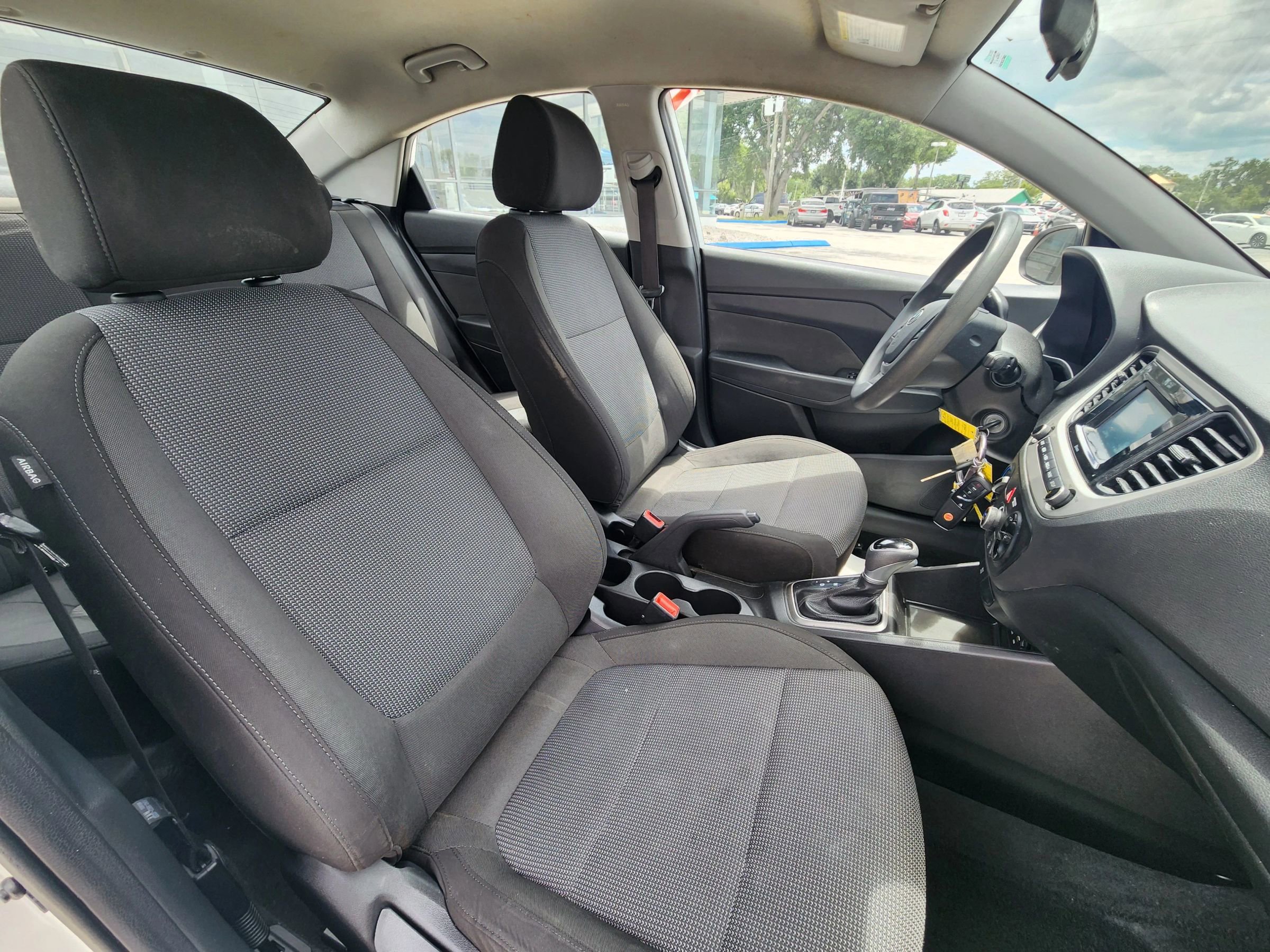 Used 2019 Hyundai Accent SE FWD image 10
