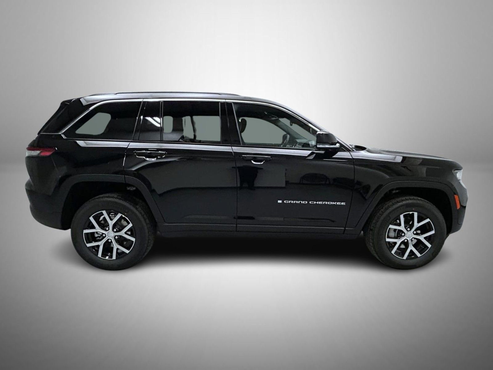 New 2025 Jeep Grand Cherokee Limited image 4