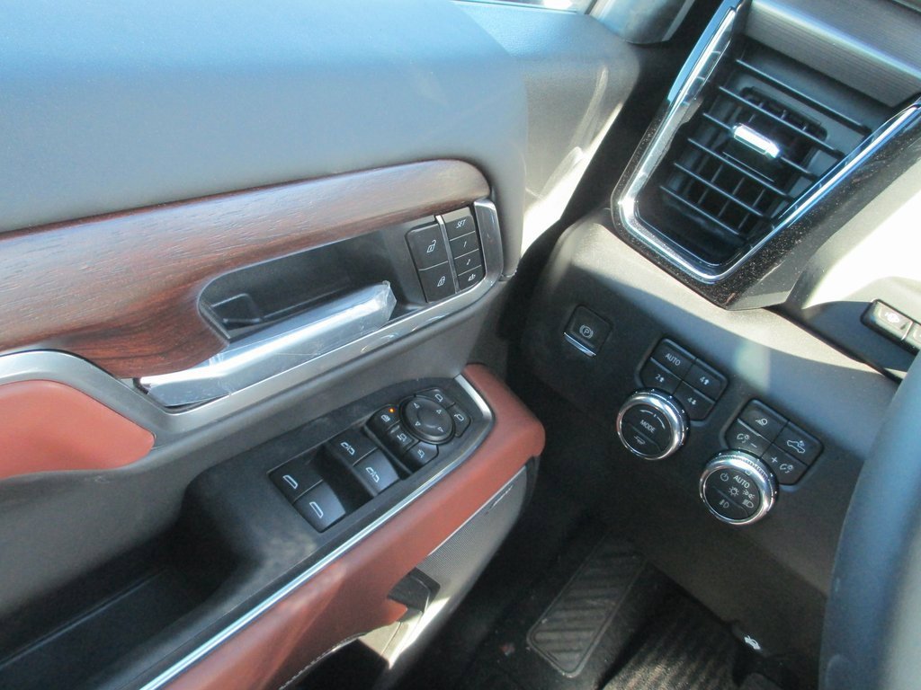 New 2026 GMC Sierra 3500 Denali Ultimate image 17