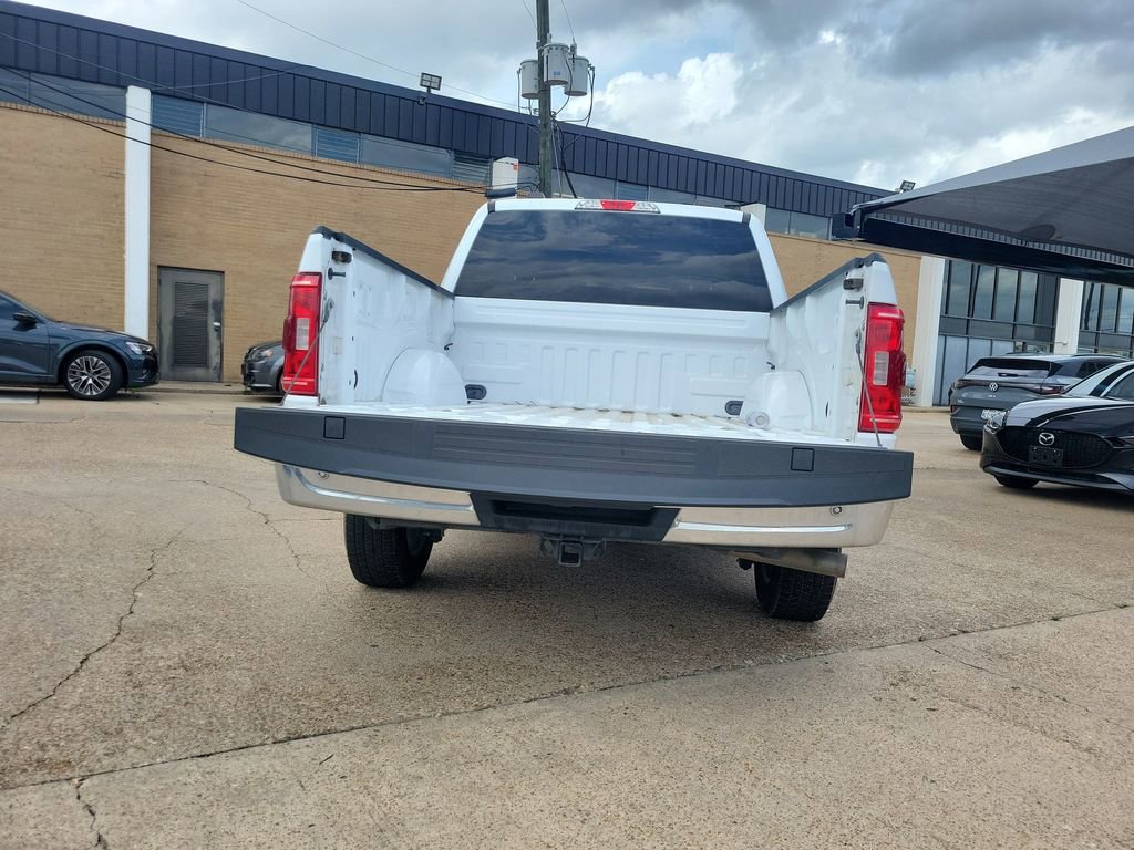 Used 2022 Ford F150 XLT w/ Trailer Tow Package RWD image 6