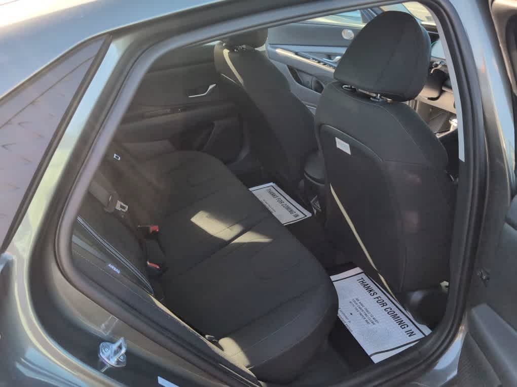 New 2026 Hyundai Elantra Hybrid FWD image 20