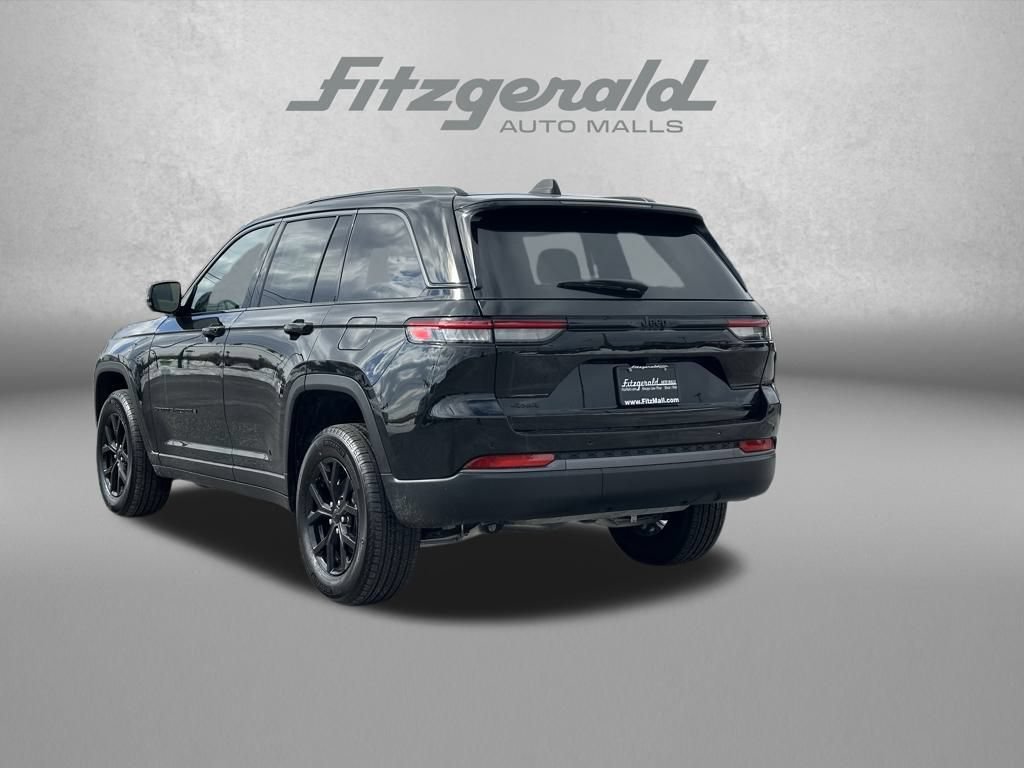 New 2026 Jeep Grand Cherokee Altitude AWD/4WD image 7