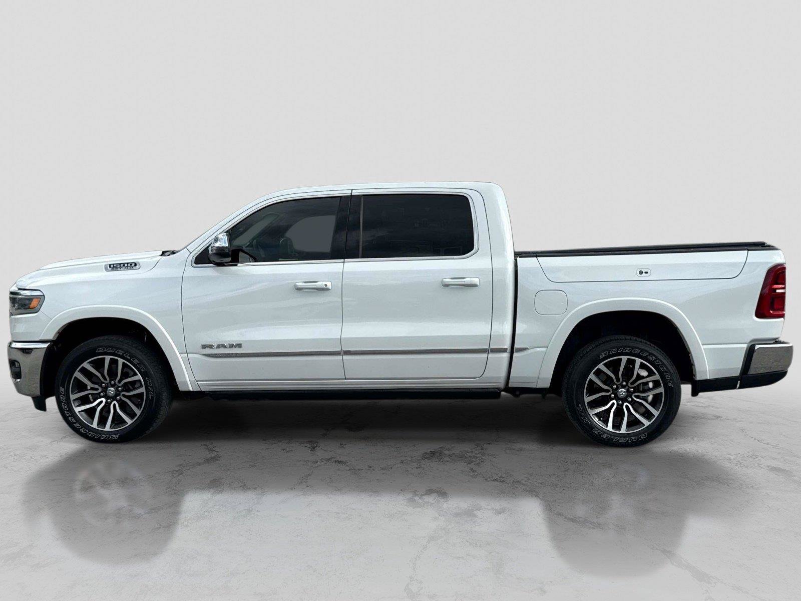Used 2025 RAM 1500 Limited AWD/4WD image 8