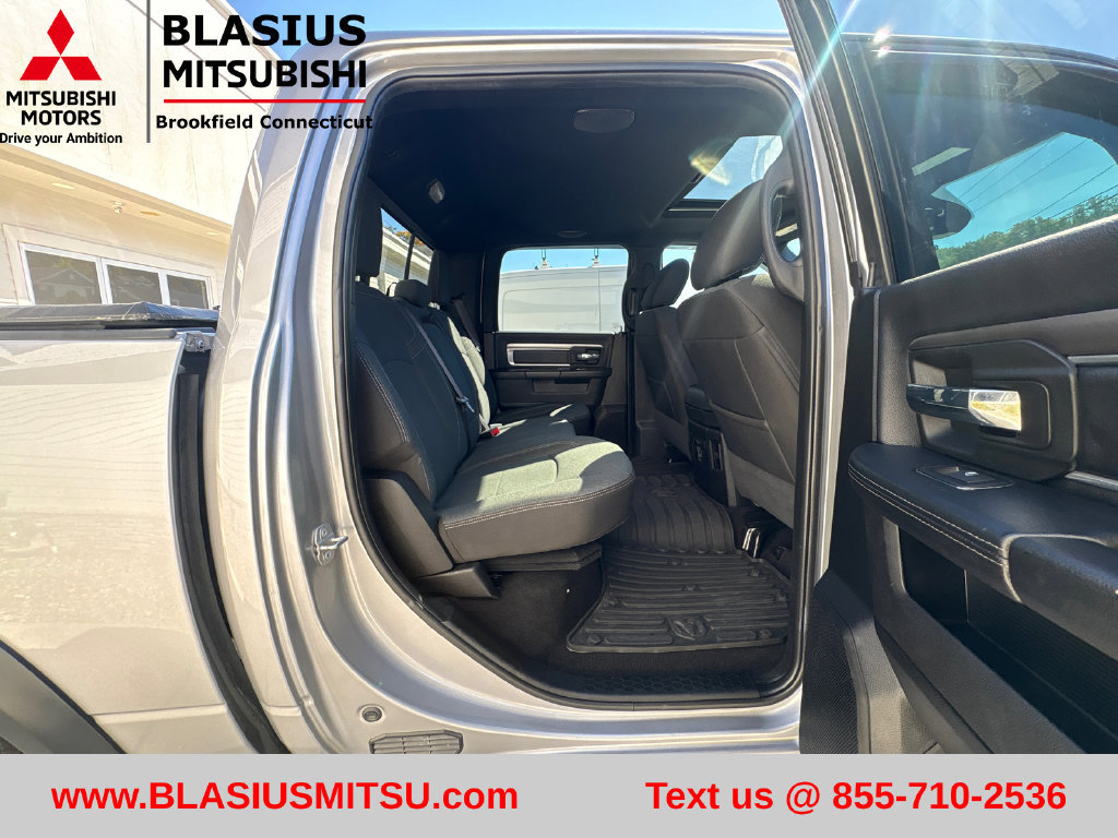 Used 2021 RAM 1500 Warlock AWD/4WD image 45