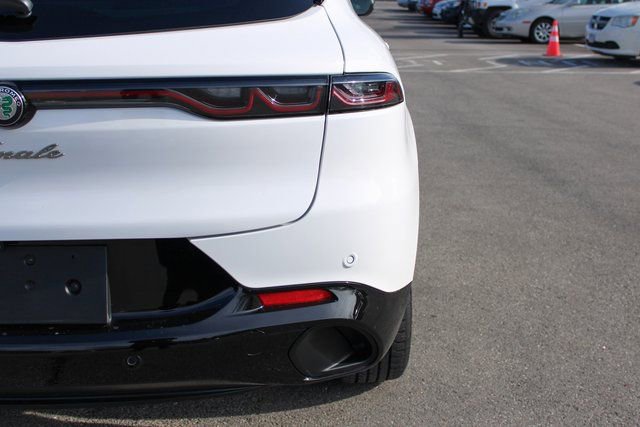 Used 2025 Alfa Romeo Tonale w/ Premium Package image 46