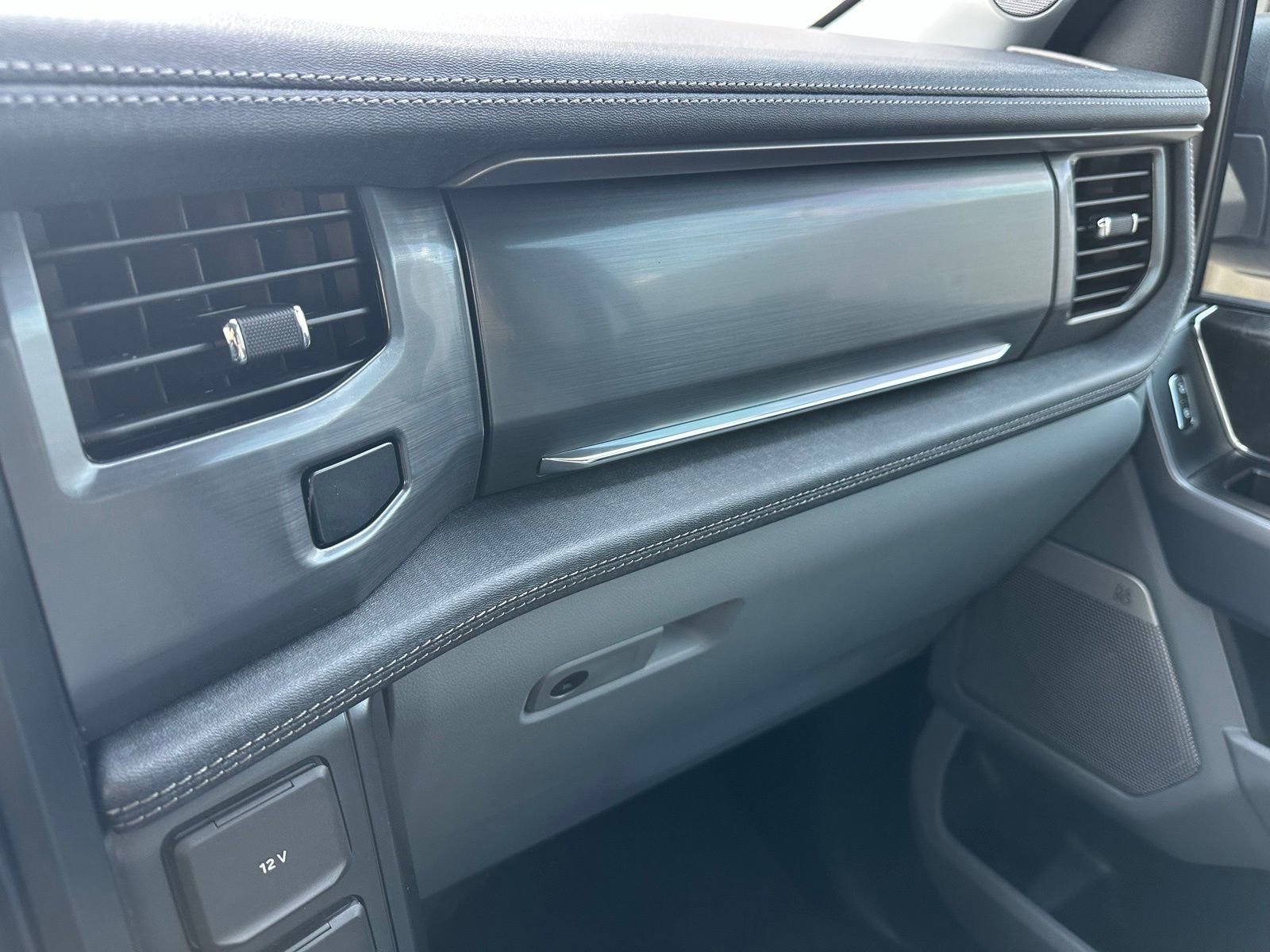 New 2025 Ford F150 Lightning Flash image 23