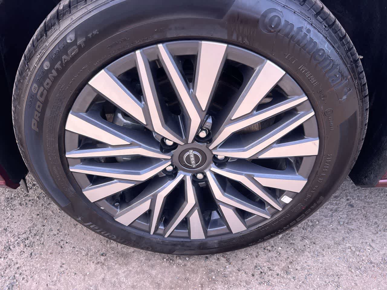 Used 2025 Nissan Altima 2.5 SV AWD/4WD image 10