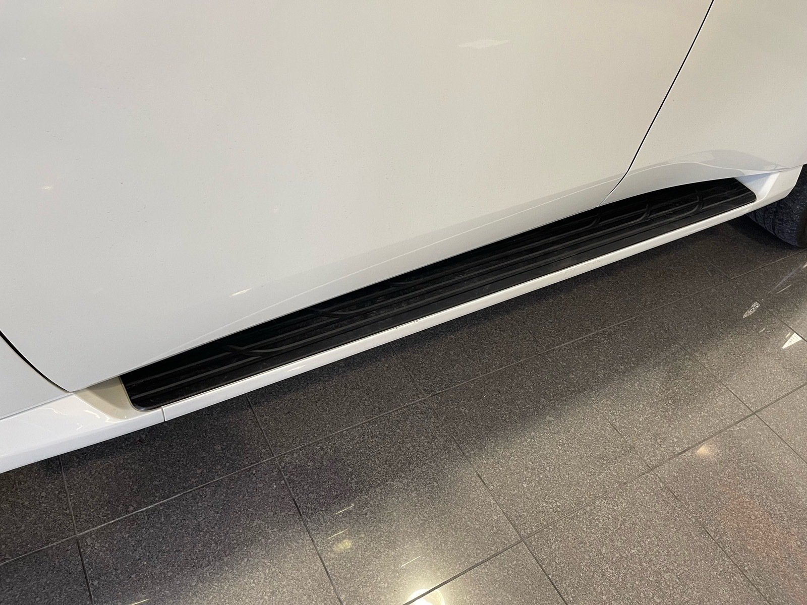 Used 2025 INFINITI QX80 Sensory AWD/4WD image 22