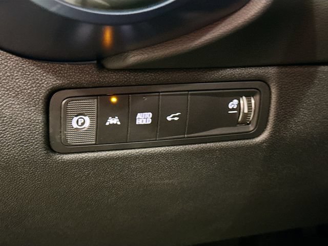 New 2026 Chevrolet Equinox EV LT AWD/4WD image 11