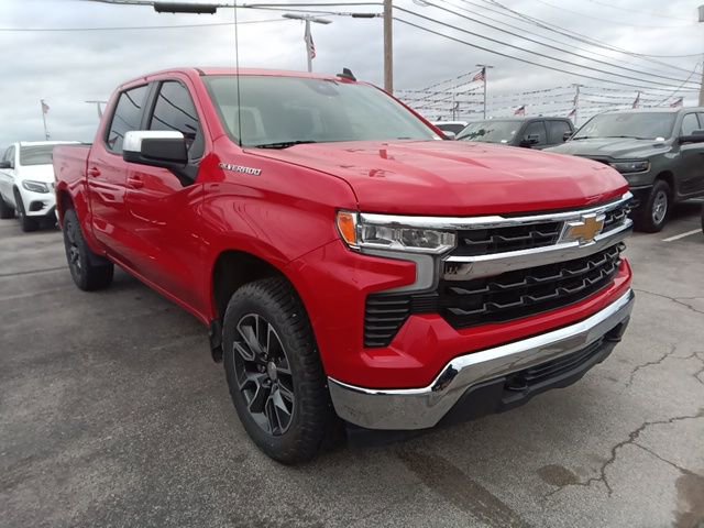 Used 2022 Chevrolet Silverado 1500 LT AWD/4WD image 8