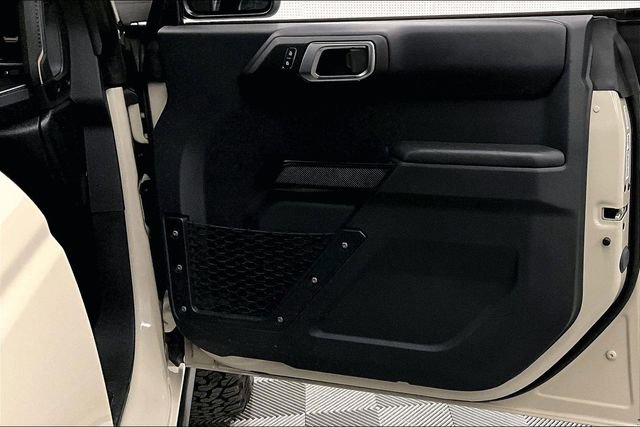 Used 2025 Ford Bronco Badlands image 18