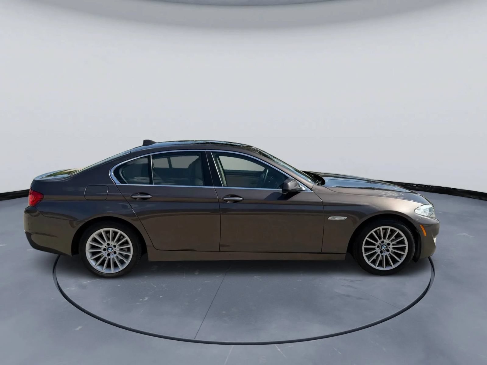 Used 2011 BMW 535i Sedan RWD image 8