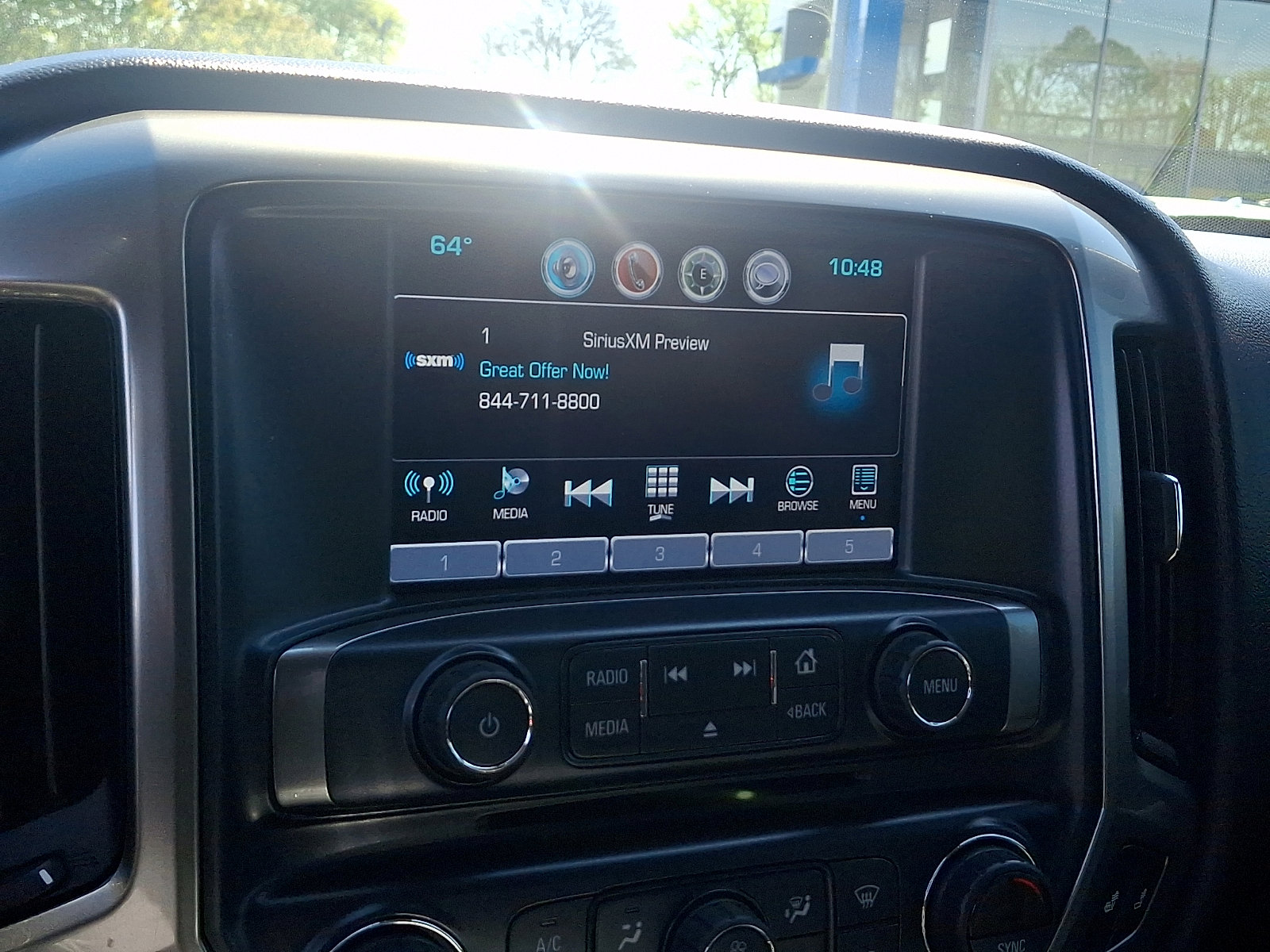 Certified 2018 Chevrolet Silverado 1500 LT w/ All Star Edition AWD/4WD image 18