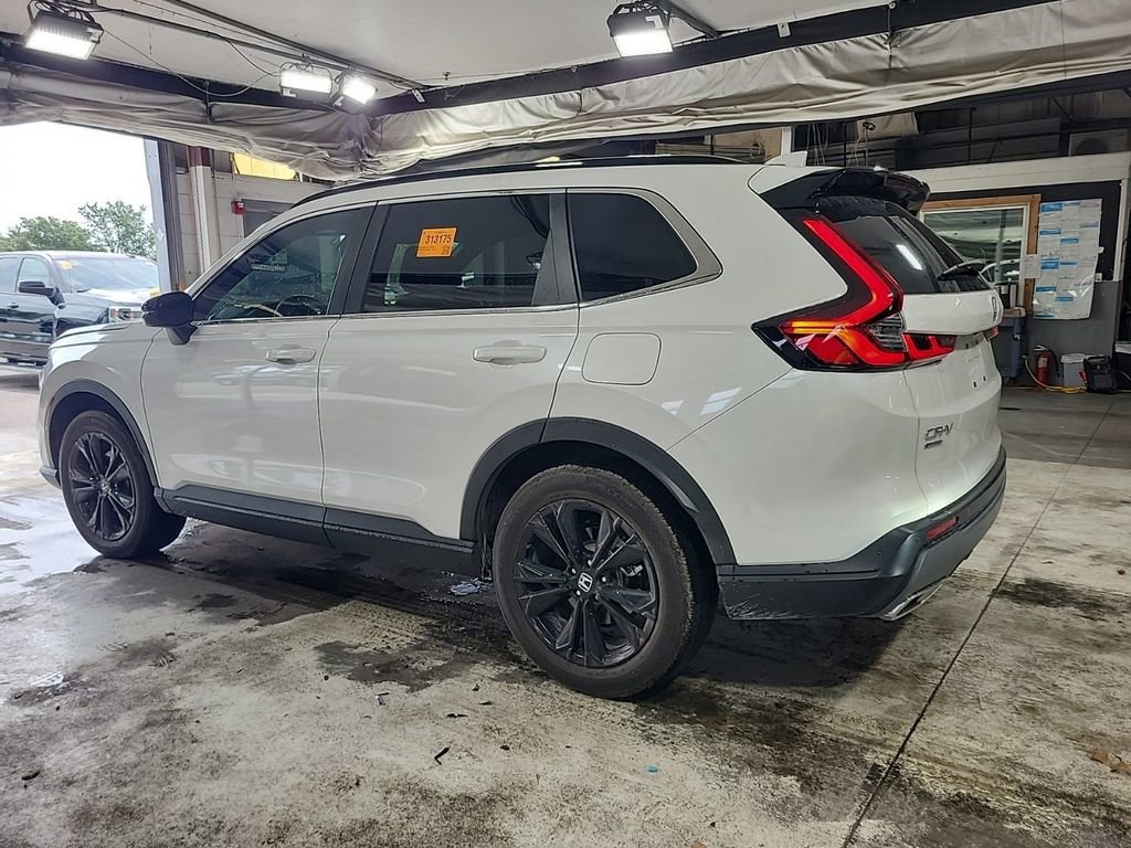 Used 2025 Honda CR-V Sport Touring image 7