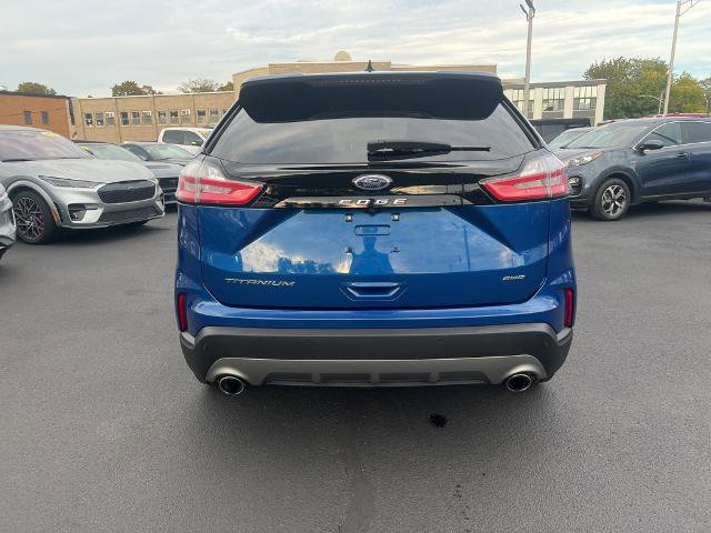 Certified 2024 Ford Edge Titanium AWD/4WD image 4