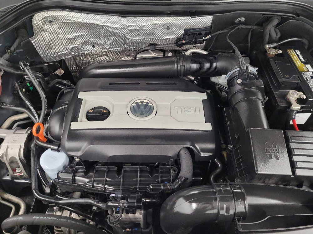 Used 2017 Volkswagen Tiguan Limited w/ Premium Package FWD image 30