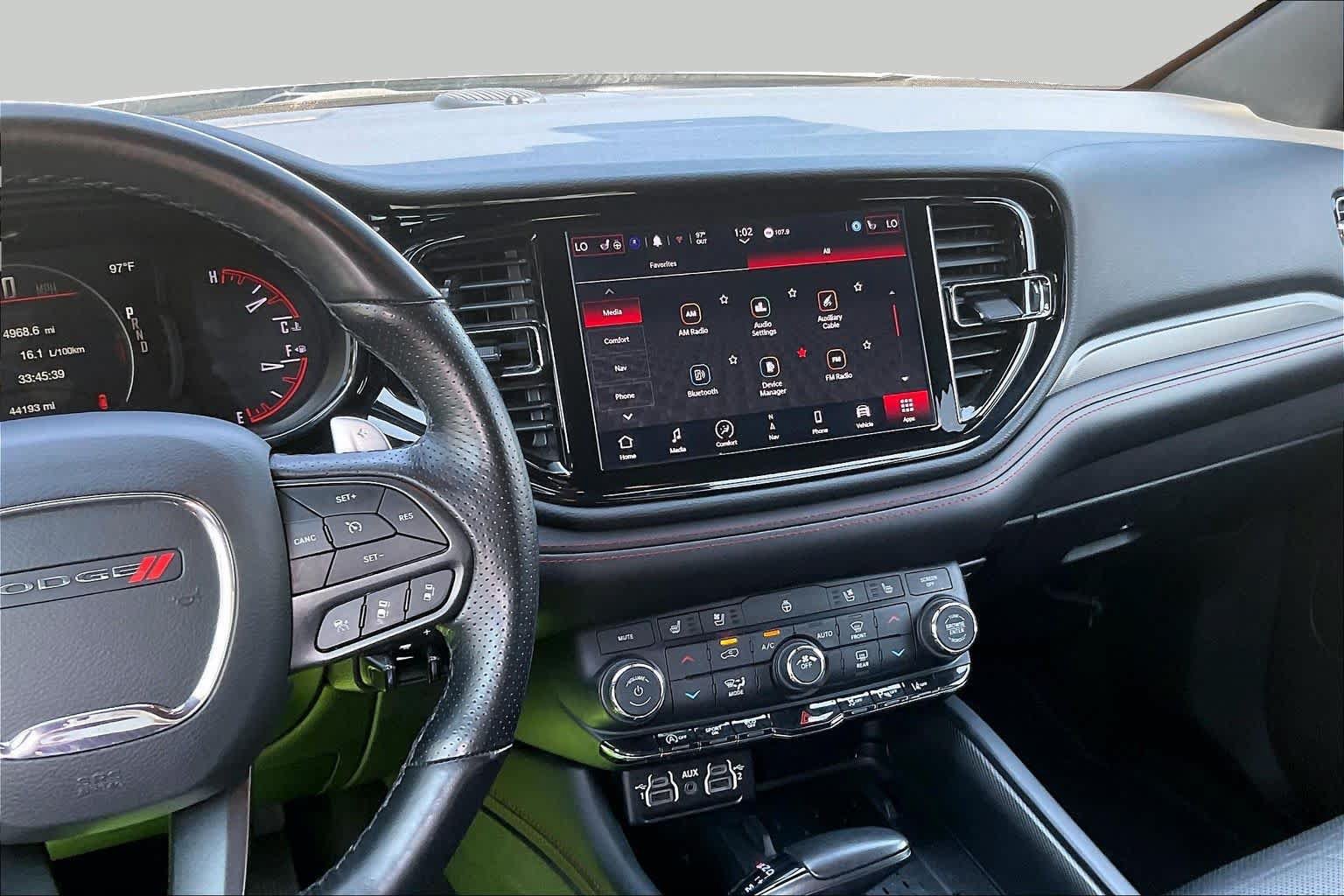 Used 2025 Dodge Durango GT AWD/4WD image 7