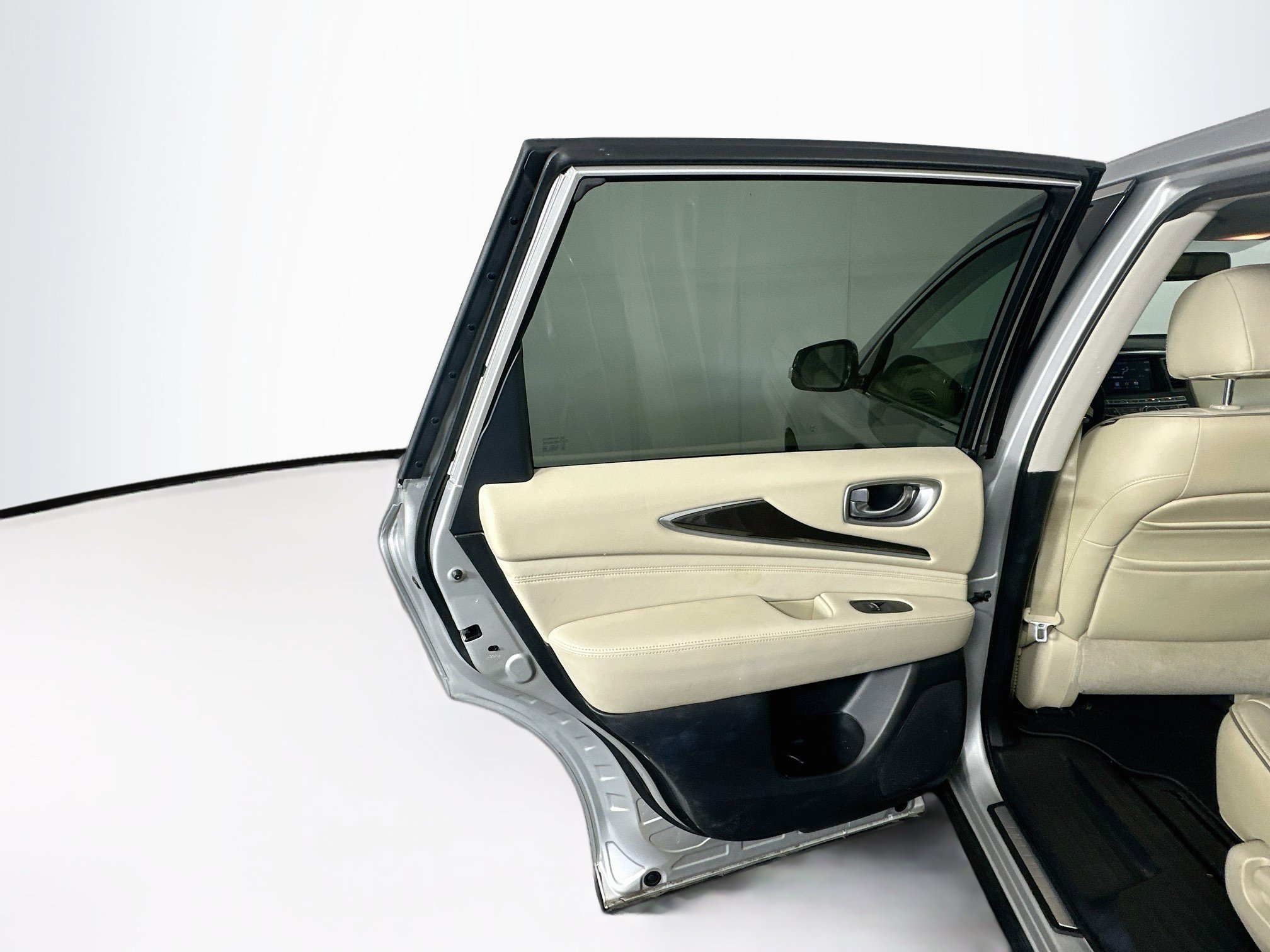 Used 2018 INFINITI QX60 FWD image 25