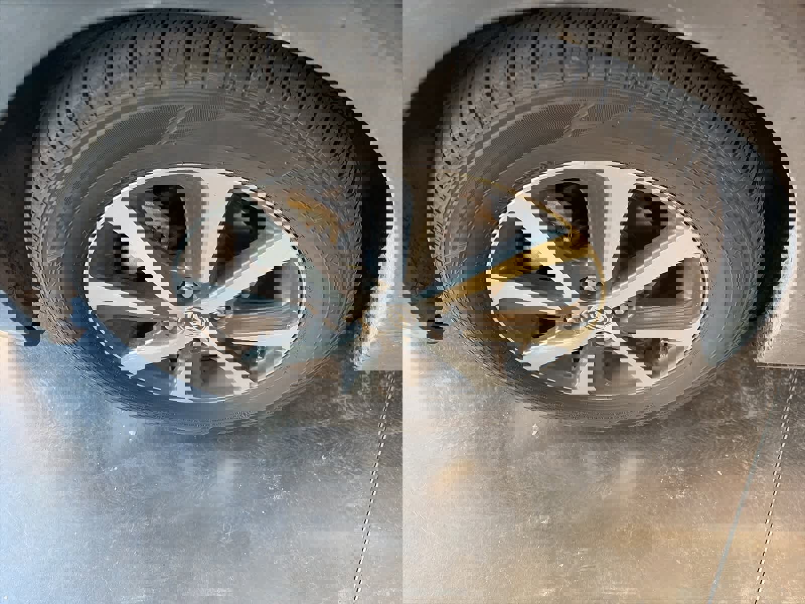 Used 2018 Toyota Prius C One image 18