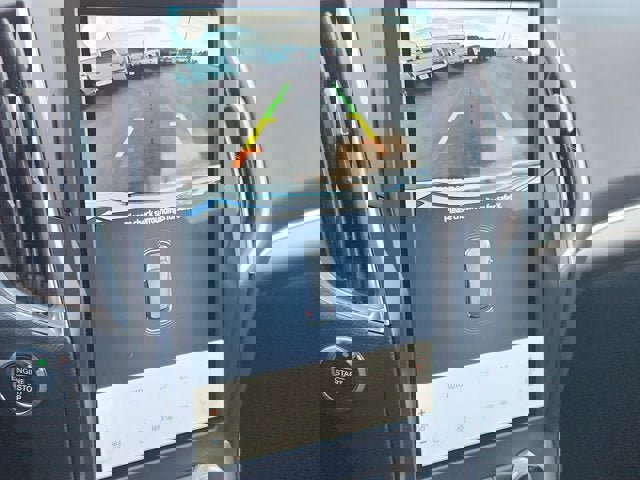 Used 2024 Ford Edge Titanium image 19