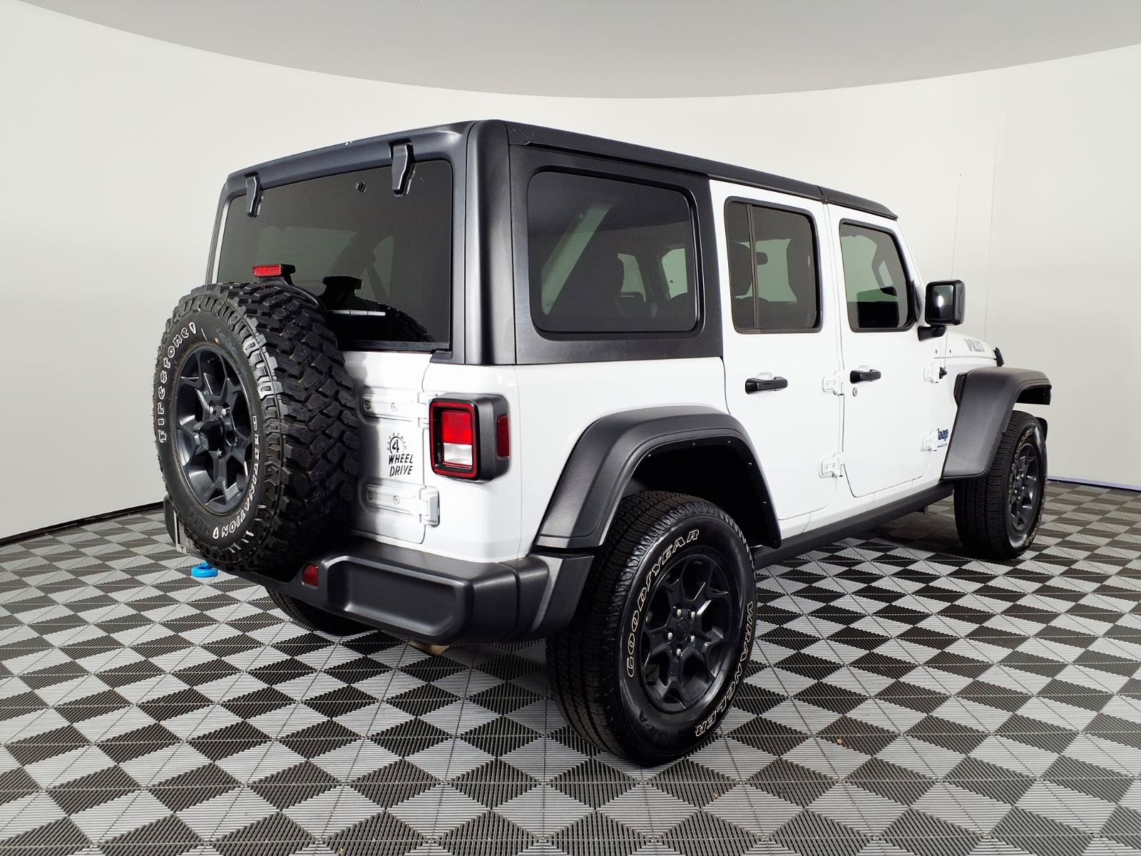 Used 2023 Jeep Wrangler Unlimited AWD/4WD image 4