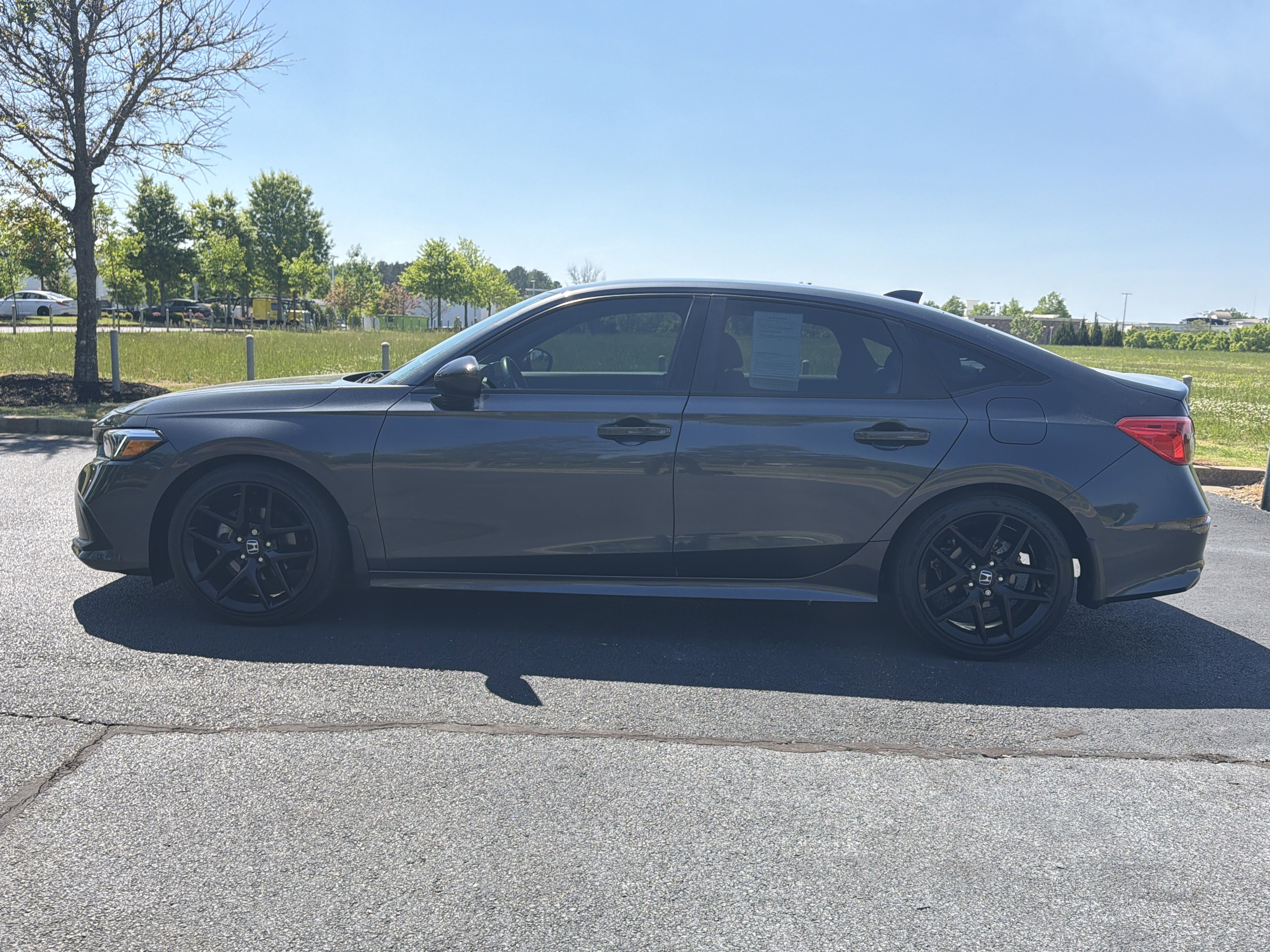 Used 2023 Honda Civic Sport image 7