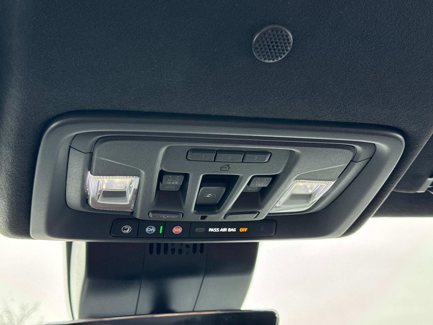 Used 2024 GMC Sierra 1500 Denali Ultimate image 21