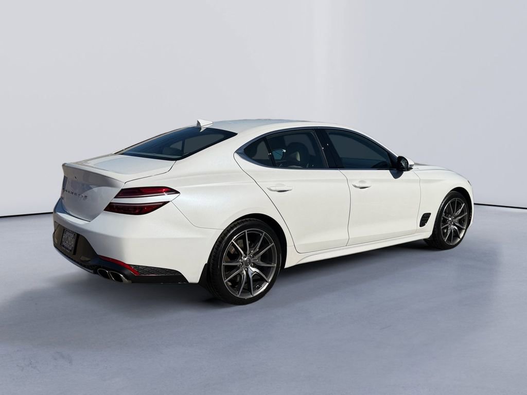 Used 2023 Genesis G70 2.0T RWD image 3