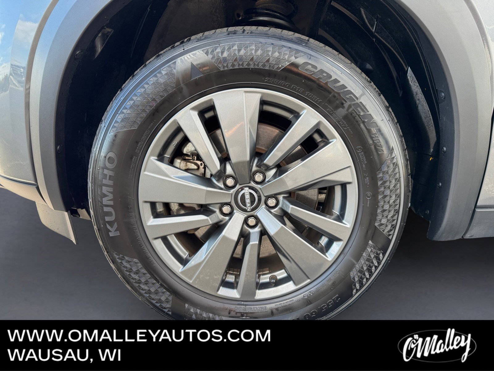 Used 2024 Nissan Pathfinder SV image 9