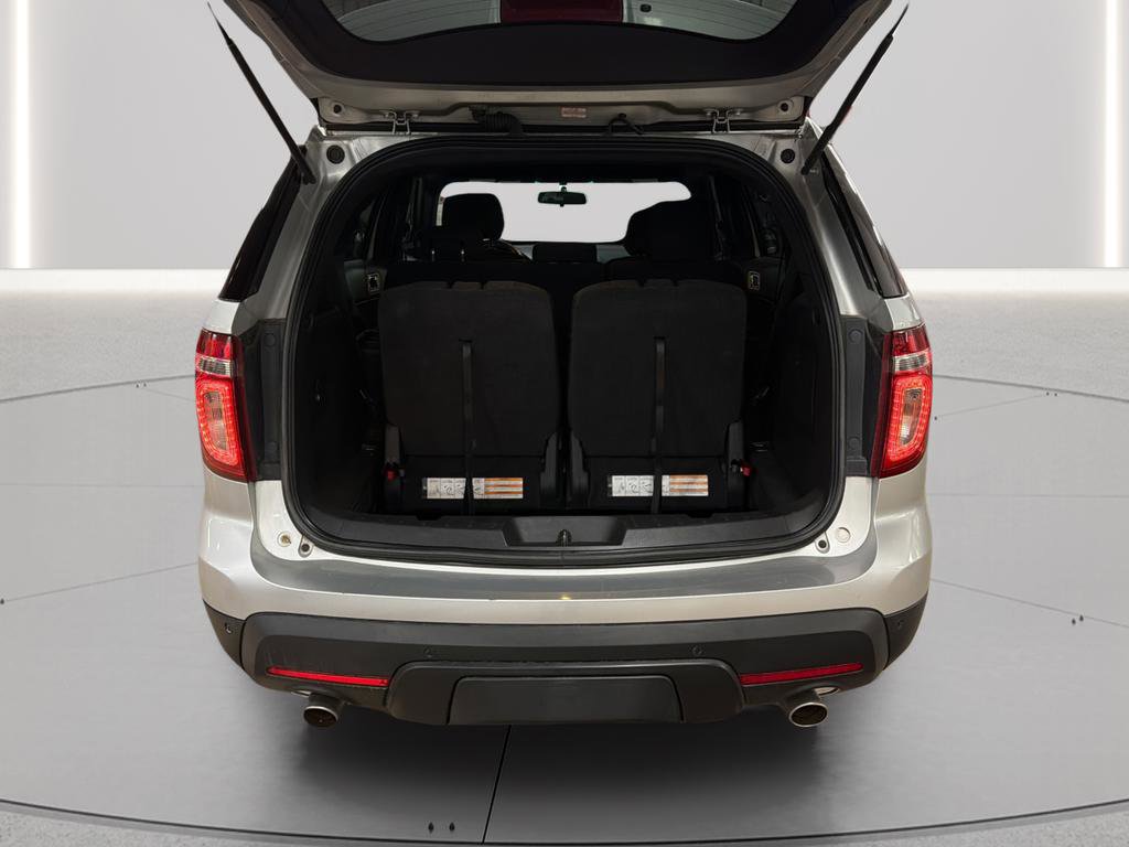 Used 2014 Ford Explorer XLT image 24