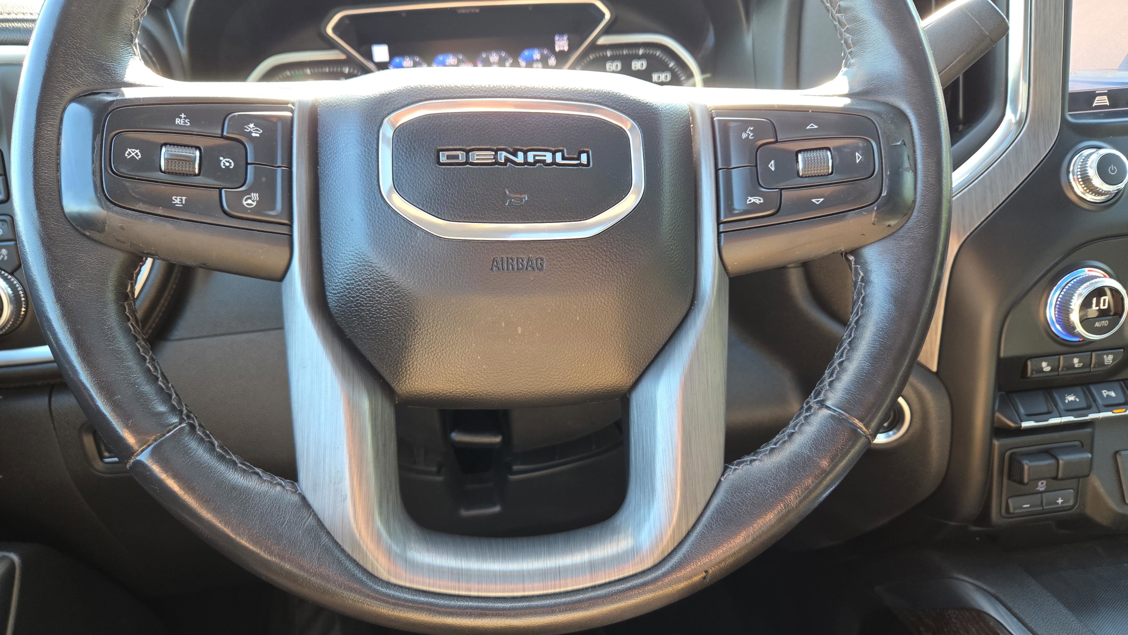 Used 2021 GMC Sierra 1500 Denali w/ Denali Premium Package AWD/4WD image 27