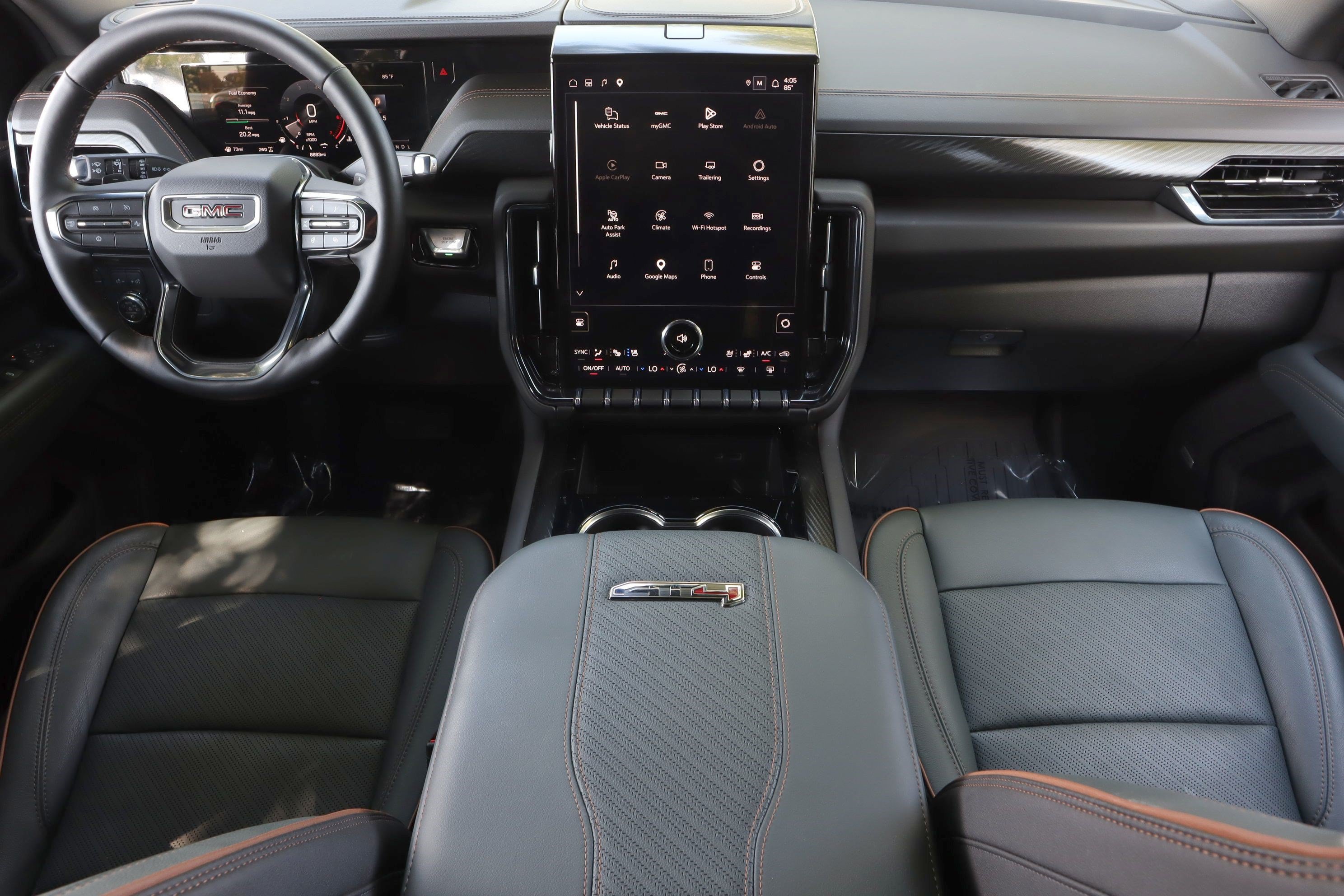 Used 2026 GMC Yukon AT4 AWD/4WD image 7