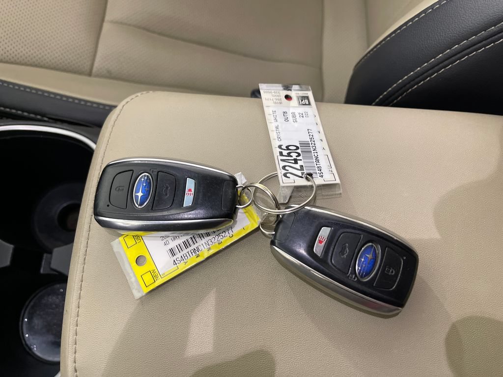 Used 2022 Subaru Outback Limited w/ Popular Package #2 AWD/4WD image 30